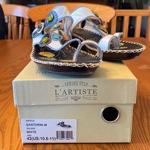 L’Artiste Spring Step Santorini WIDE sandal